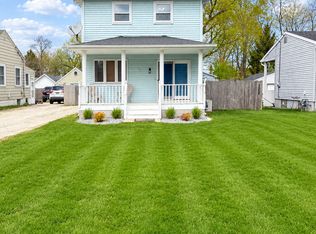 604 16th St, Kenosha, WI 53140
