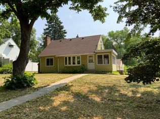 1928 Adolphus St, Saint Paul, MN 55117