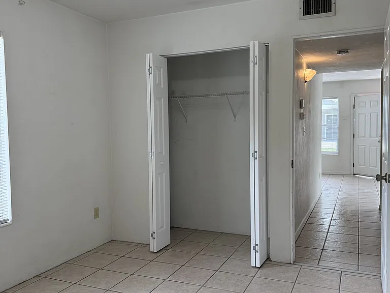 537 NW 30th Ave — Photo 9