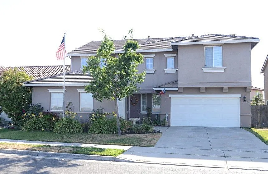 1663 Oak Grove Ln photo 1