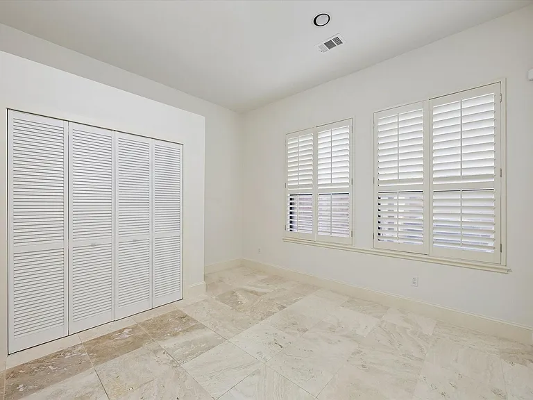 6906 Sewanee St — Photo 25