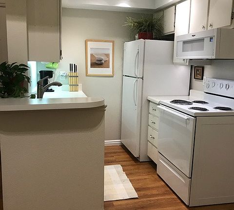 3rd image of 7335 S Springcrest Ct