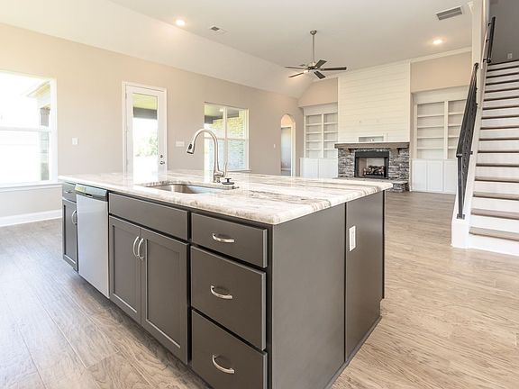 4th image of 335 Cambridge Pass Dr Lot 113