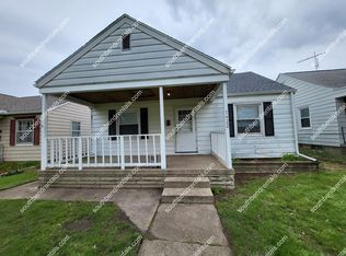 1422 College St, South Bend, IN