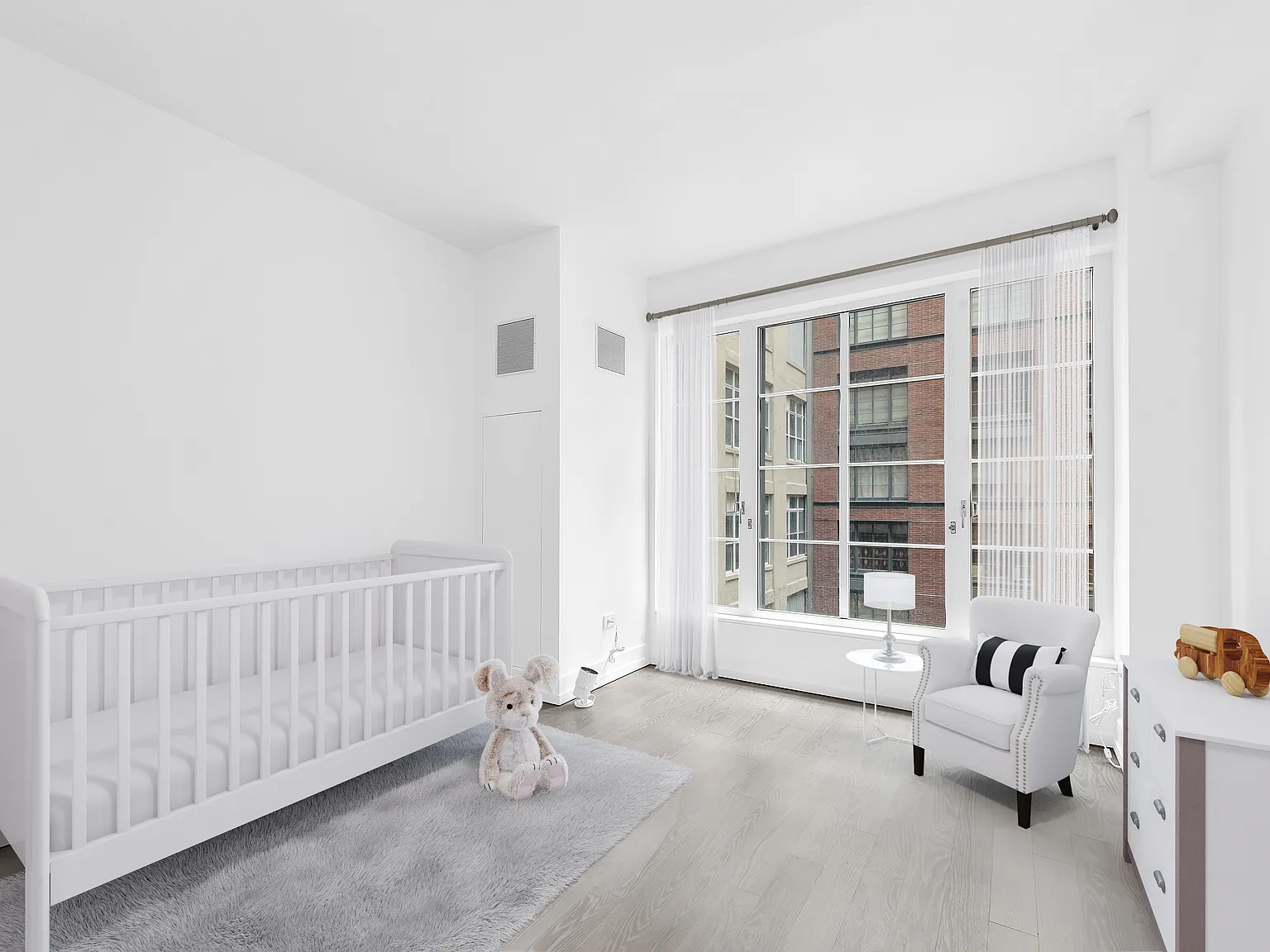 70 Charlton Street — Photo 4