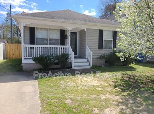 216 Diamond Ave, Chesapeake, VA 23323