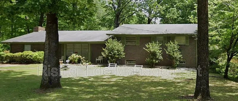 2325 4th Pl NE