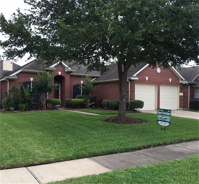1st image of 8411 Fredericksburg Ln