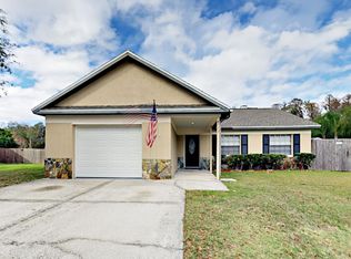 4713 N Dawnmeadow Ct, Plant City, FL 33566
