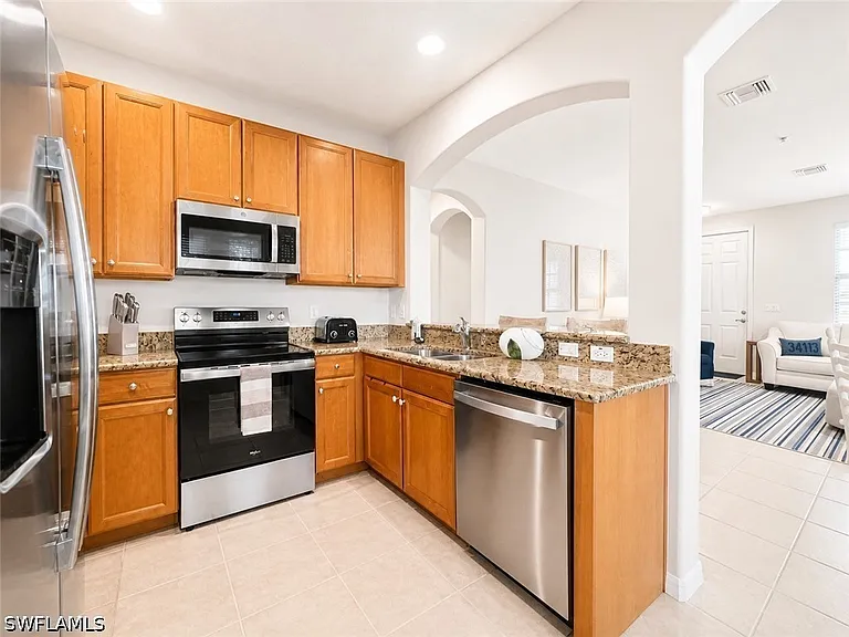 1367 Artesia Dr E #302 — Photo 10
