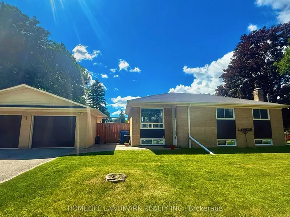 5 Johnson Rd, Aurora, ON L4G 2A1
