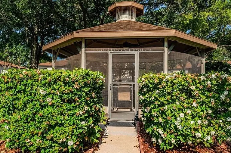 3389 Crystal Ct E #C — Photo 16