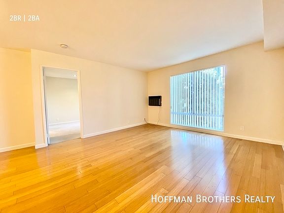 4th image of 862 S Ardmore Ave #307