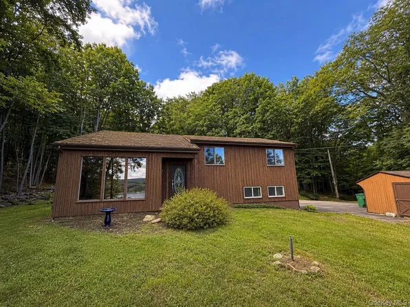 1095 Route 292, Holmes, NY 12531