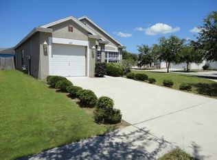 427 Summer Sails Dr, Valrico, FL 33594