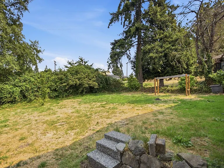 1742 S Shelton St — Photo 31