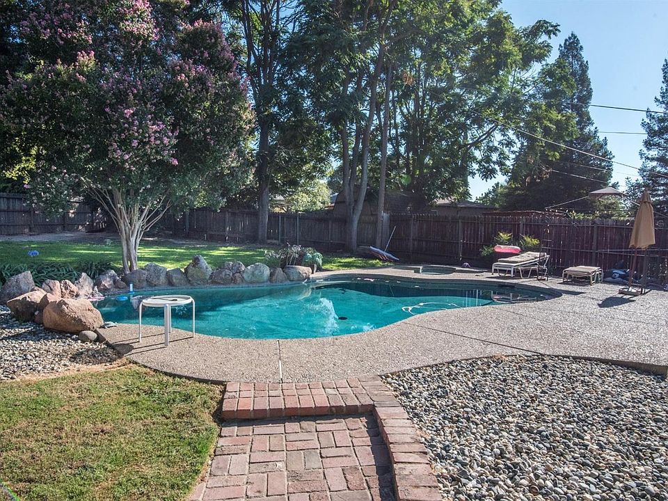 1st image of 7208 Zelinda Dr