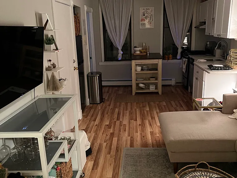 21 Sheafe St #7D — Photo 10