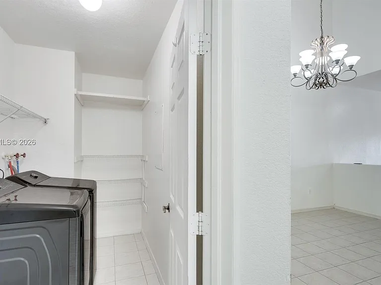 1916 SE 23rd Ave #1916 — Photo 12