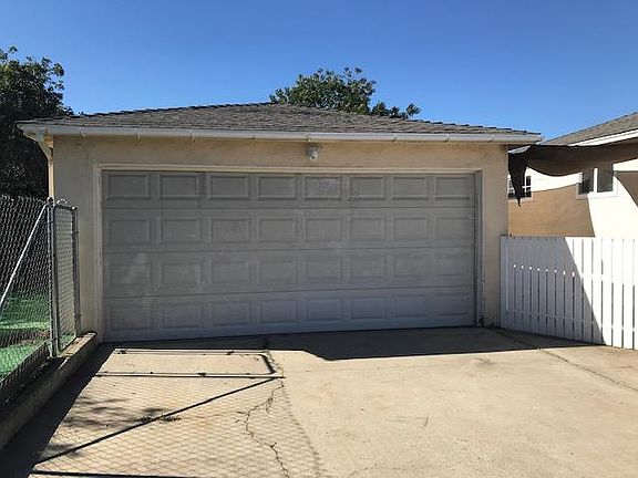 3rd image of 9231 Earl St