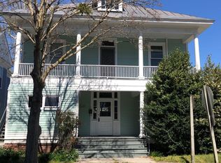 Johnson St 412, New Bern, NC 28560