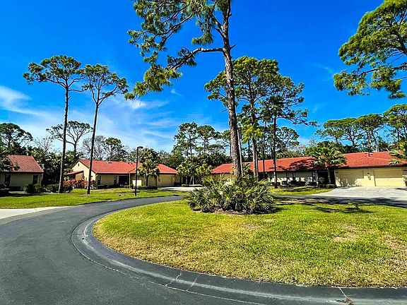 3rd image of 3603 Pine Point Ct