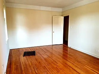 Rented by Barlavi Inc.