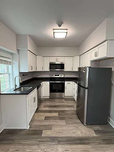 139 Troup St Photo 1