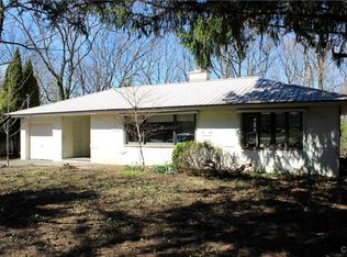 6057 E Seneca Tpke, Jamesville, NY 13078