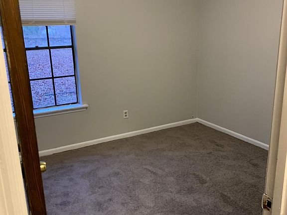 4th image of 7778 Ginger Ln