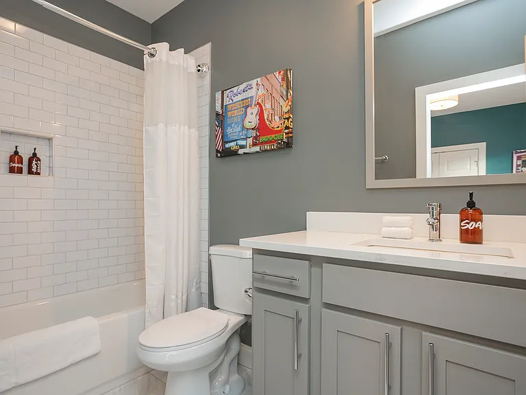 1737 Pecan St #3 — Photo 20