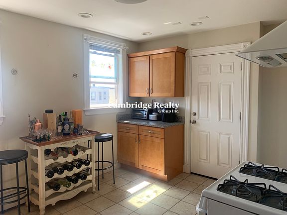 2nd image of 69 Newton St APT 3L