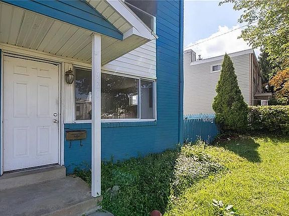 2nd image of 1931 S Hall St