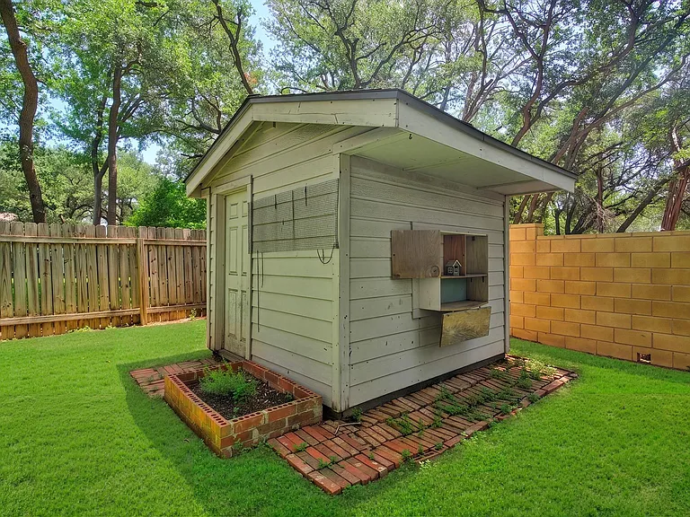 7021 Gentle Oak Dr — Photo 31