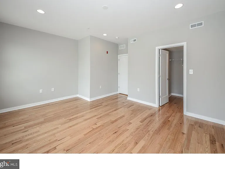 1735 Brandywine St #2 — Photo 14