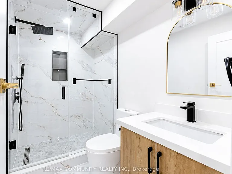 8 Capstan Ct #BASEMENT — Photo 18