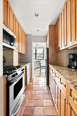 Sold by Compass | media 3