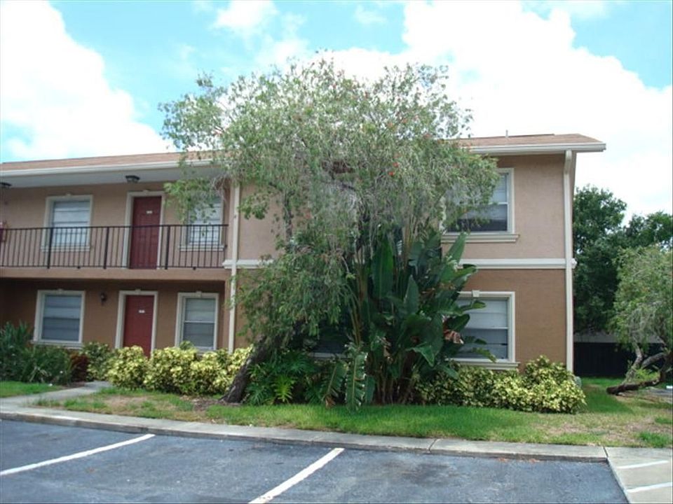 2nd image of 11300 66th St APT 1001