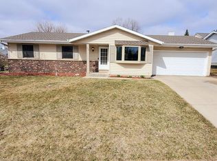 1624 Primrose Ln, West Bend, WI 53090