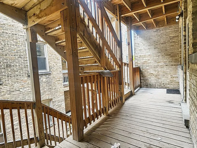 3403 W Balmoral Ave #2 — Photo 17