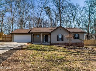 141 Forest Hills Dr, Lenoir City, TN 37772