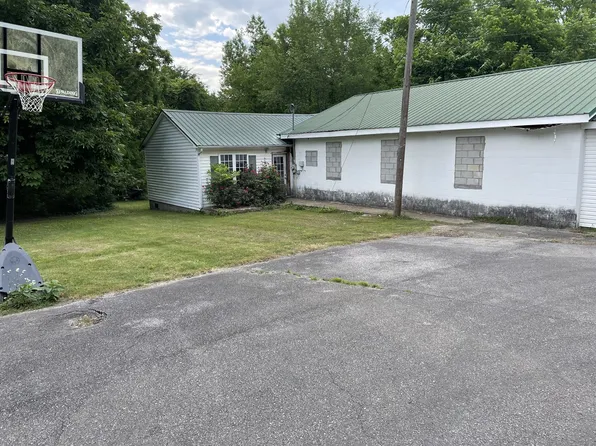 101 Crystal Springs Rd, Kelso, TN 37348