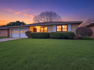 11807 S Ridgewood Cir, Houston, TX 77071