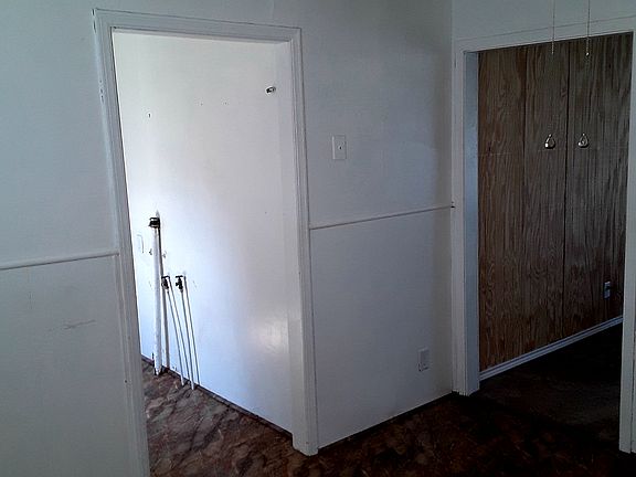 5th image of 731 Brewer Dr