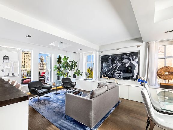 2nd image of 12 W 72nd St APT 20B