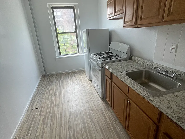 1201 Avenue K #3O — Photo 2