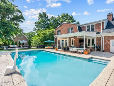 11806 E Arbor Dr, Anchorage, KY, 40223