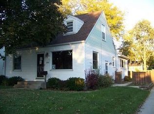 3500 N 98th St, Milwaukee, WI