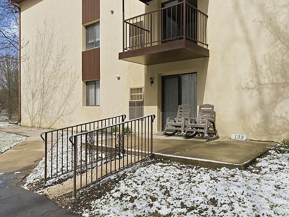 2nd image of 3941 Karl Rd APT 133