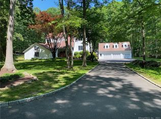 149 Journeys End Rd, New Canaan, CT 06840